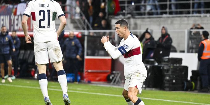 Portugals Cristiano Ronaldo bejubelt sein Führungstor in Liechtenstein. Portugals Cristiano Ronaldo bejubelt sein Führungstor in Liechtenstein.
