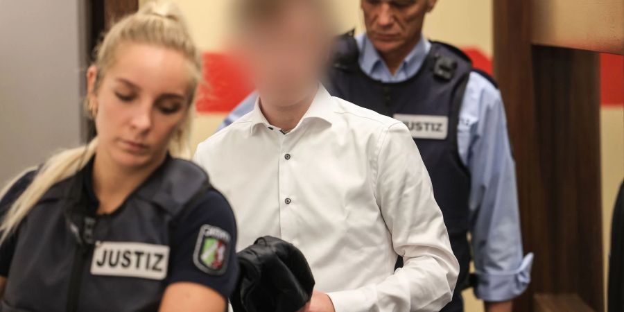 Angeklagter in Gerichtssaal