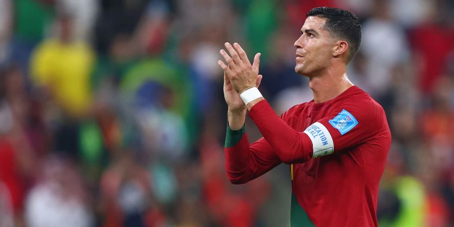 Portugals Cristiano Ronaldo klatscht nach dem Spiel.