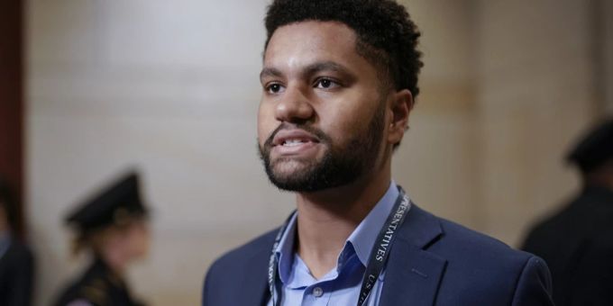 Wird ab Januar im US-Kongress in Washington politisieren: Der 25-jährige Demokrat Maxwell Alejandro Frost. Maxwell Alejandro Frost