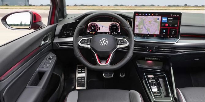 Volkswagen AG, Golf GTI, Werbefoto 3, Innenraum