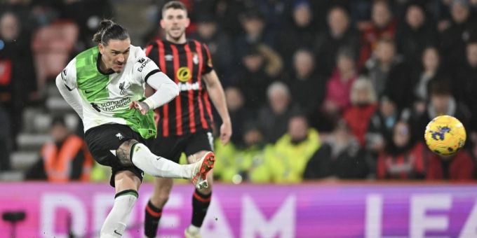 Darwin Nunez erzielte beim klaren Auswärtserfolg des FC Liverpool gleich zwei Treffer. Darwin Nunez FC Liverpool.