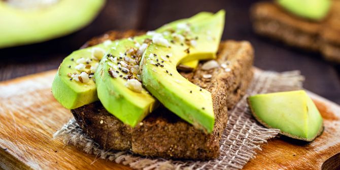 Scheibe Brot Avocado Brett