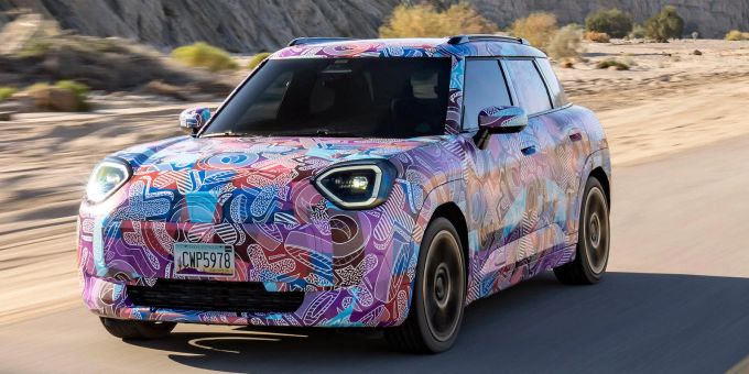 Derzeit absolviert der Mini Aceman noch letzt Erprobungen, seine grobe Form ist indes gut erkennbar 2024 Mini Aceman Prototyp