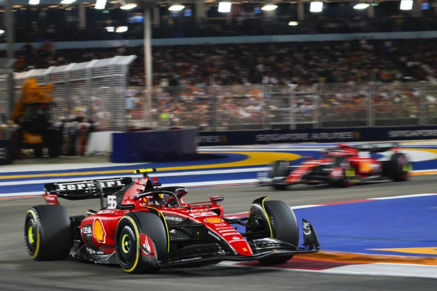 Carlos Sainz Ferrari Singapur