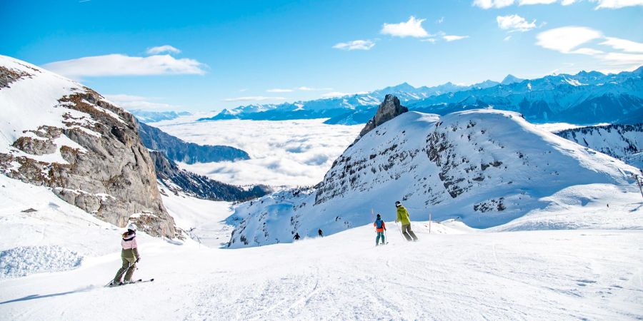 Skifahrer, Berge, Sonne