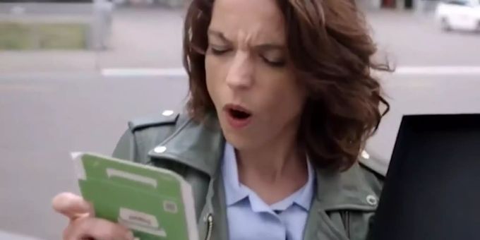 Bettwanzen-Alarm - Mona Vetsch in SRF-Serie: «Oh f*ck! F*ck!»