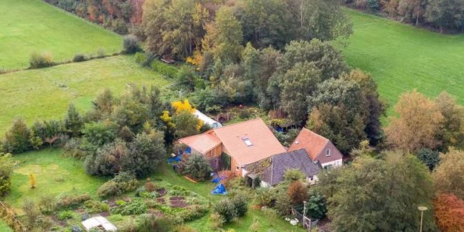 Bauernhof isoliert Familie