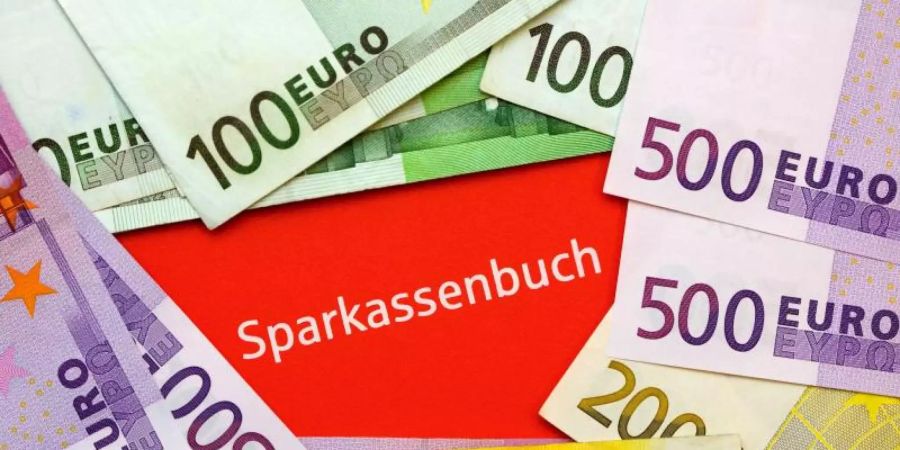 Die Sparquote in Deutschland steigt stetig. Foto: Patrick Pleul/dpa-Zentralbild/dpa