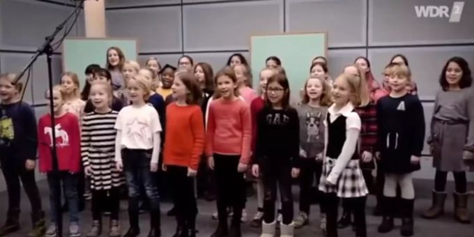 Ein Kinderchor sang bei WDR «Meine Oma ist 'ne alte Umweltsau». (Archivbild) Umweltsau
