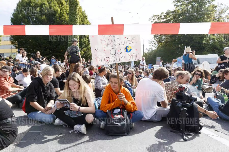 Earthstrike Lausanne