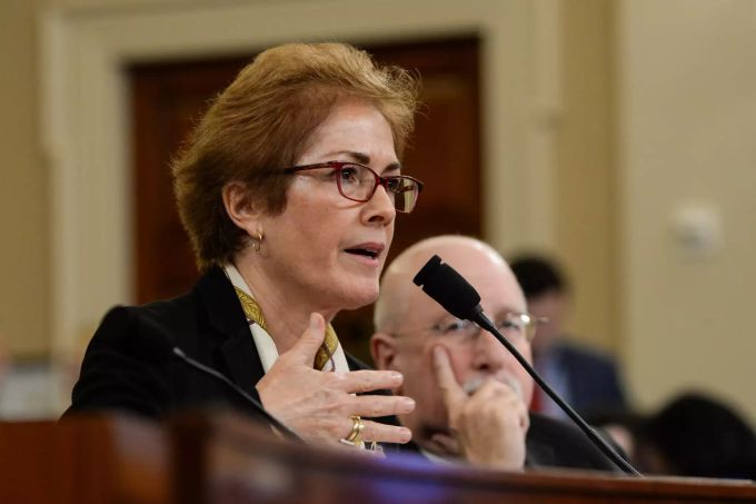 Marie Yovanovitch, die frühere US-Botschafterin in der Ukraine, wird vor dem Geheimdienstausschuss des US-Kongress bei der zweiten öffentlichen Anhörung zur Ukraine-Affäre befragt. Amtsenthebungsverfahren in den USA