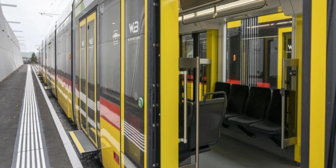 Der Landrat von Baselland bespricht am 11. April eine Petition zur Vergünstigung des U-Abos. (Symbolbild) Landrat Baselland Vergünstigung U-Abo