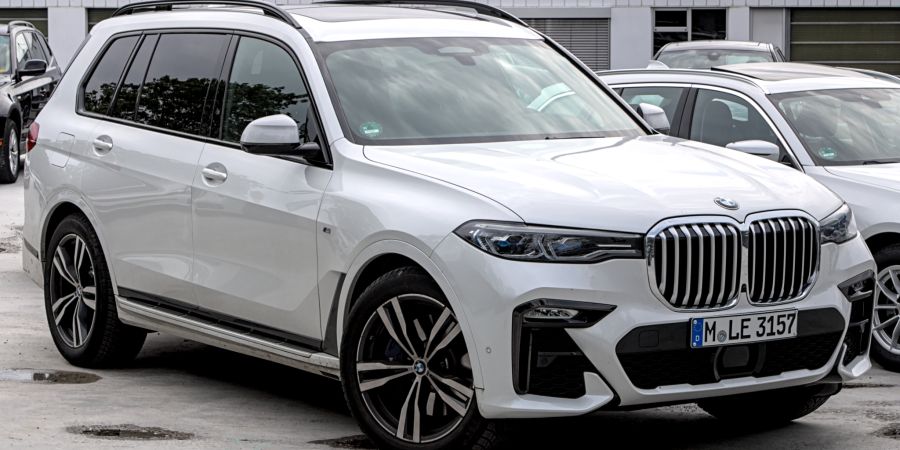 BMW G07