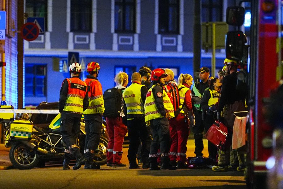 Emergency services respond to explosion report in Oslo