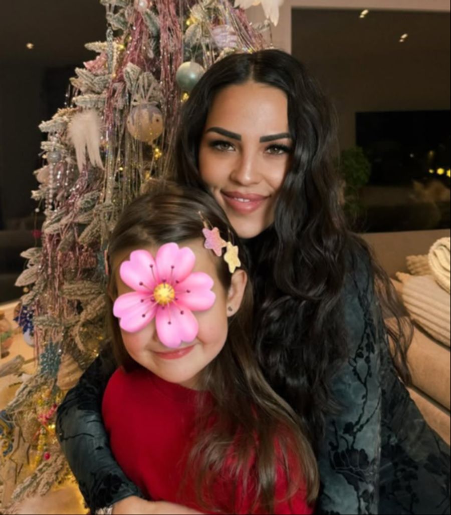 Elena Miras und ihre Tochter Aylen.