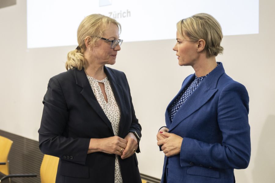 In Zürich will SVP-Regierungsrätin Natalie Rickli (r.) keine verletzten Kinder aus dem Gazastreifen aufnehmen.