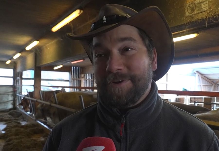Adrian Haggenmacher, Landwirt und Waldbesitzer, fand sogar schon einen aufgebrochenen Tresor.