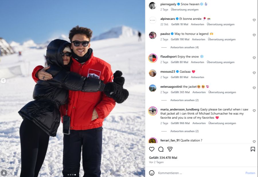 Einige Fans feiern den Franzosen für die Jacke.