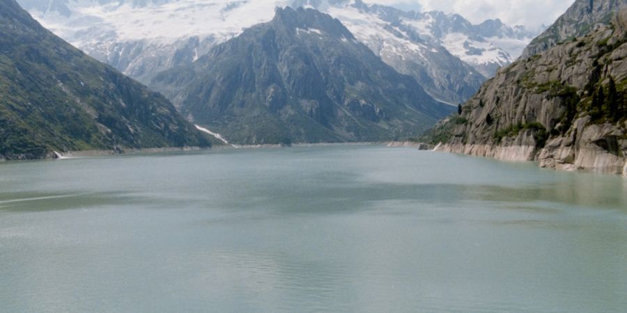 Das Kraftwerk Göschenen prüft, den Damm des Göscheneralpsees zu erhöhen. (Archivaufnahme)