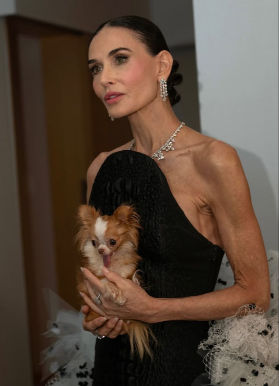 Auch diese Bilder sorgen online für Getuschel.