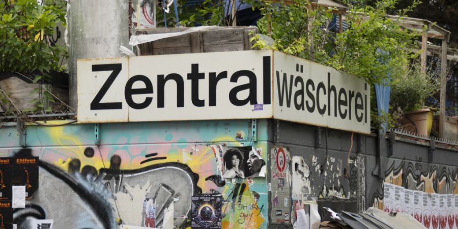 Stadtrat und Gemeinderat Zürich stehen einer Unterstützung des Vereins Zentralwäscherei positiv gegenüber. Den bürgerlichen Parteien im Parlament ist er ein Dorn im Auge. (Archivbild)