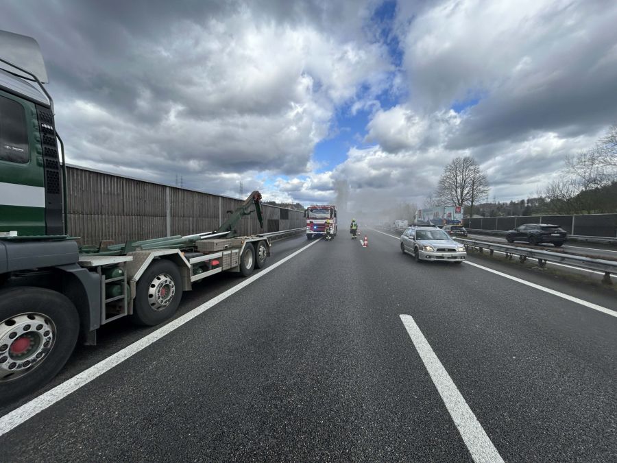 Der Chauffeur konnte die Mulde vom Lastwagen trennen.