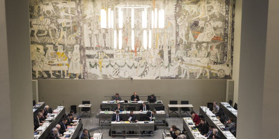 Der Bündner Grosse Rat entscheidet im April über die Teilrevision der Kantonsverfassung. (Archivbild)