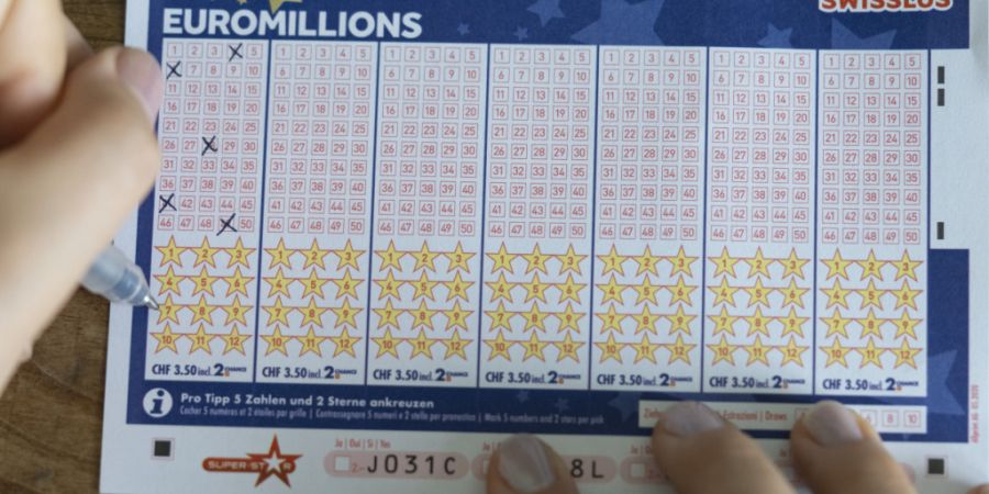 Bei den Euro Millions hat am Dienstag niemand die richtige Zahlenkombination erraten. (Archivbild)