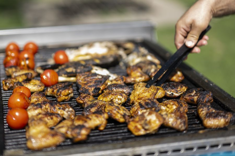 Am vergangenen Sonntag machte Steven K. seine Nachbarn auf das Grillverbot aufmerksam.