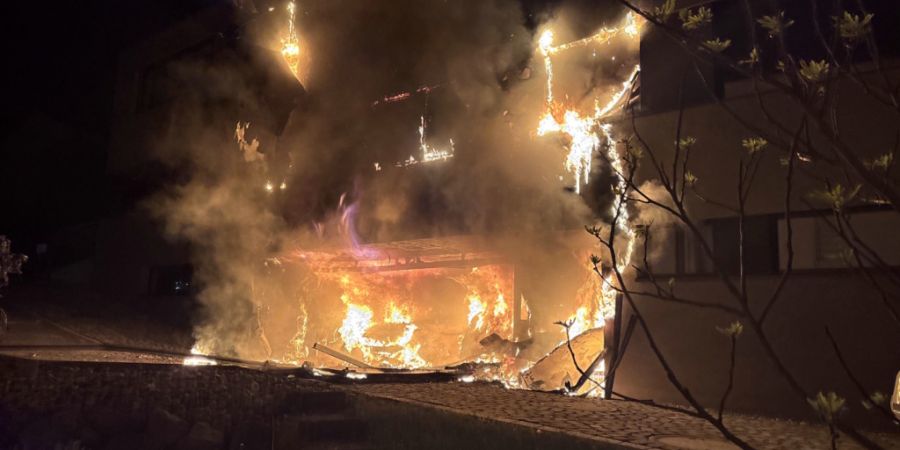 Nach dem Brand ist das Haus in Tübach nicht mehr bewohnbar. Die Bewohnerinnen und Bewohner brauchen eine andere Bleibe.