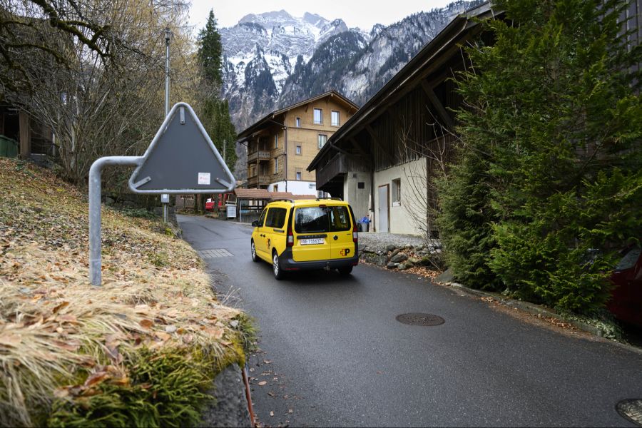 «Kundinnen und Kunden laufen teilweise zum angezeigten Standort, um ihre Päckli abzuholen», sagt Kerstin Büchel, Leiterin Branche Post und Logistik und Mitglied der Geschäftsleitung bei Transfair.