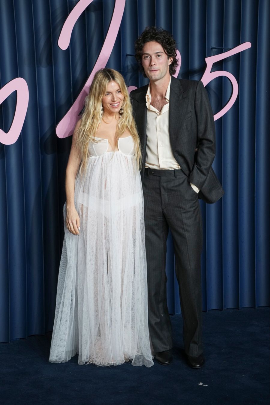sienna miller welt