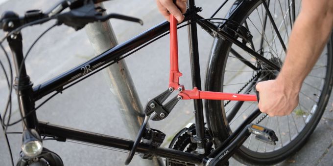 Machte sich auf Suche - 60-Jähriger stellt eigenhändig Velo-Dieb