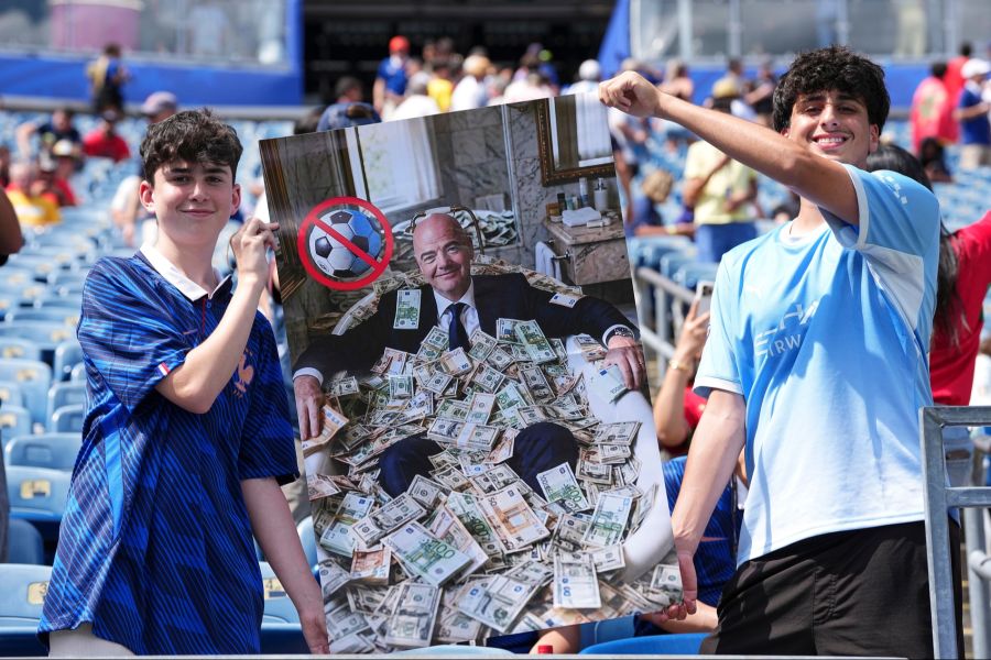 Gianni Infantino Fifa Fans