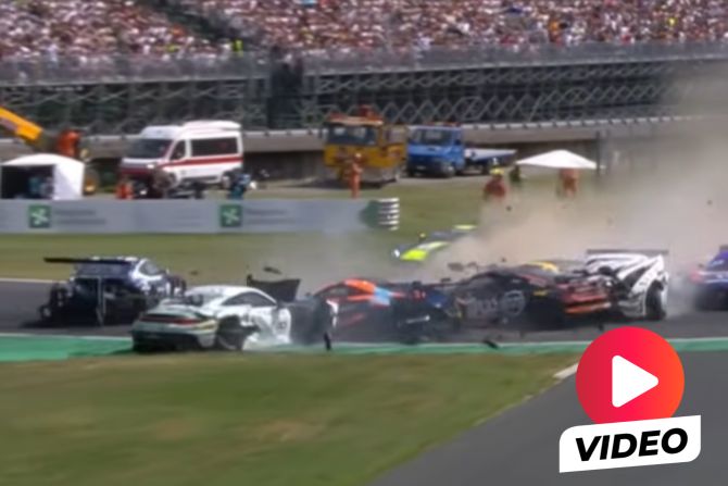 Monza GTWC GT3 Unfall