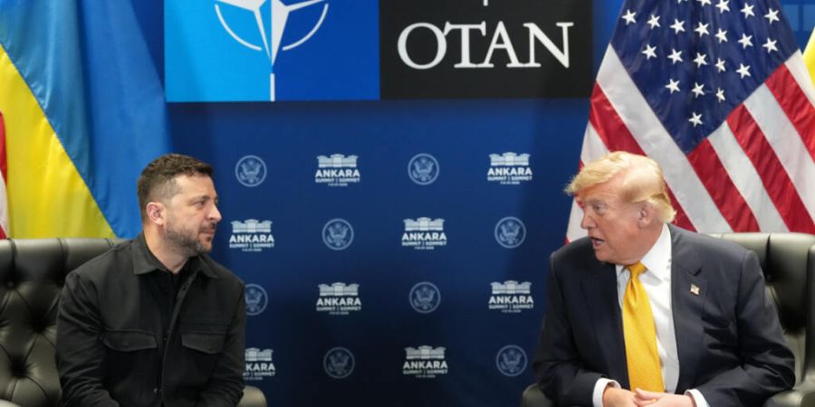 US-Präsident Donald Trump trifft sich am Rande des NATO-Gipfels mit dem ukrainischen Präsidenten Wolodymyr Selenskyj. Foto: Alex Brandon/AP/dpa