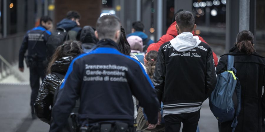 Grenzwächter Asylsuchende