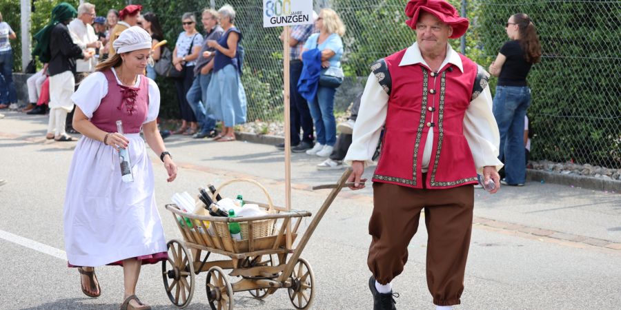 Impressionen vom Festumzug der Gemeinde Gunzgen.