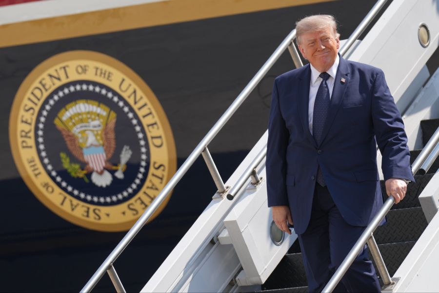 Donald Trump hat den Flughafen kürzlich umbenennen lassen.