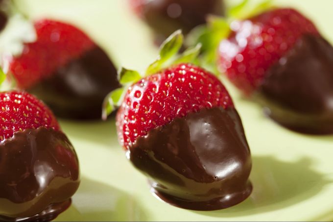 Obst und Schokolade schmecken gekühlt am besten. Obst