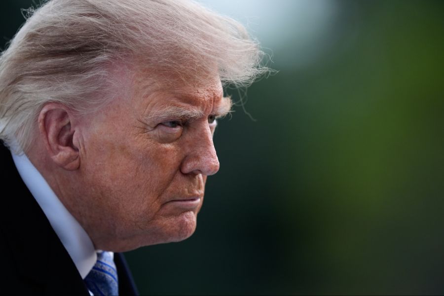 Wegen der steigenden Spritpreise erwägt US-Präsident Donald Trump einen Exportstopp für Diesel.