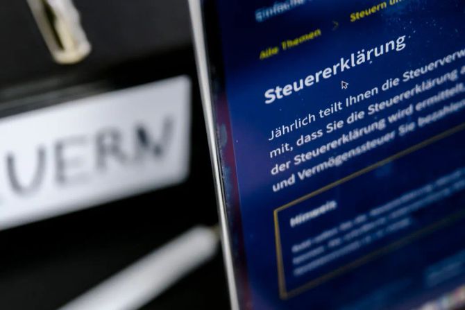 Steuern