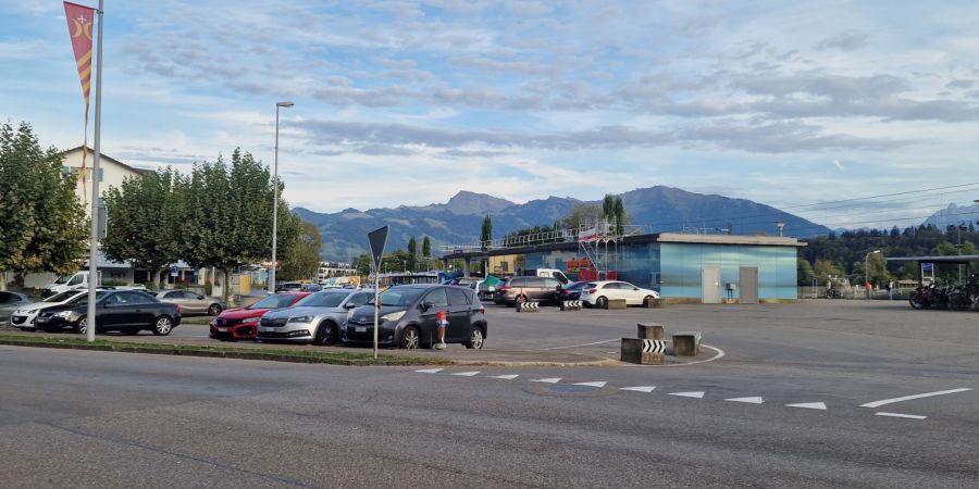 Wieder bei Null: Der Dorfplatz in Schmerikon erhält keine Tiefgarage.