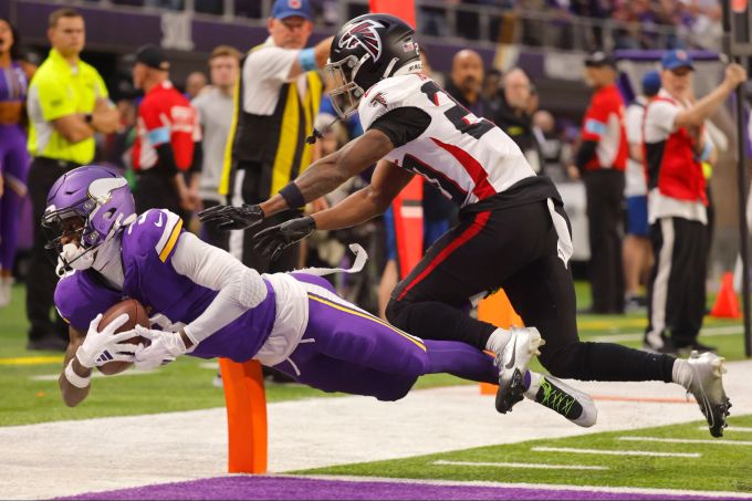 Die Vikings bezwingen die Flacons in der NFL. NFL