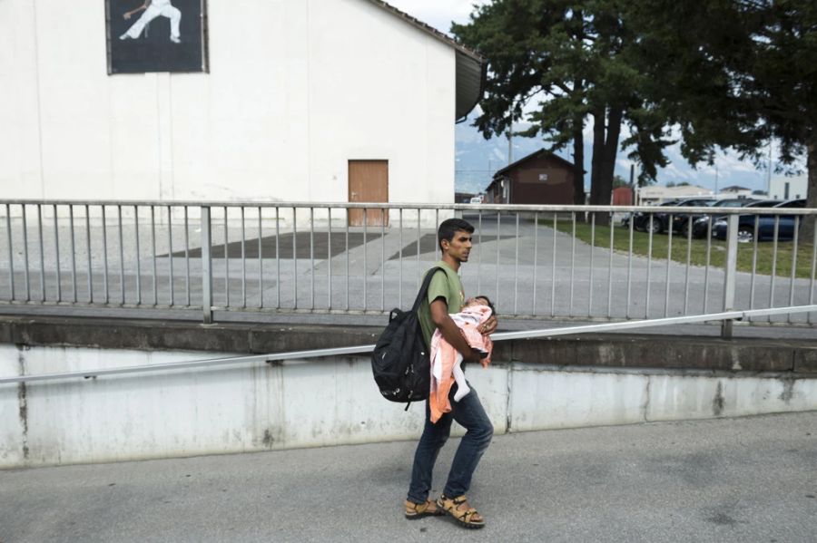 Das Schweizer Parlament diskutiert die Abschaffung des Familiennachzugs für vorläufig Aufgenommene.