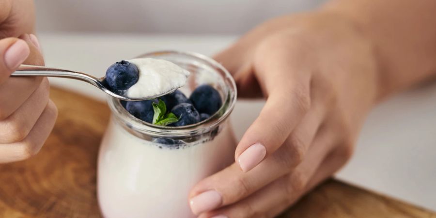 Joghurt mit Beeren