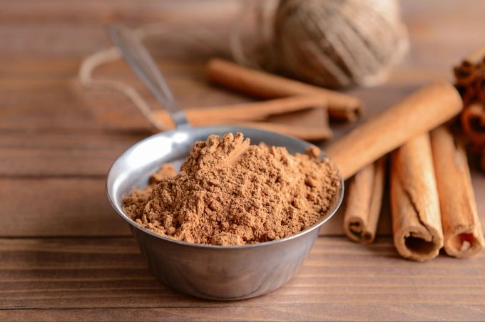 Cassia-Zimt hat oft ein intensiveres Aroma als Ceylon-Zimt. Zimt