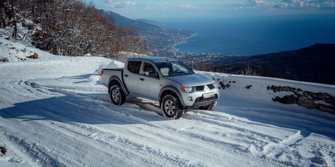 Pickup, Mitsubishi, Winter