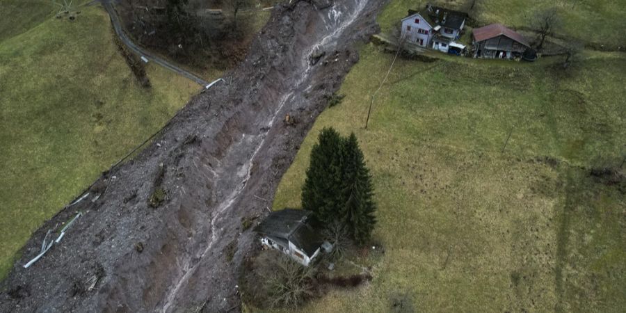 Künftig wird in der Schweiz mehr Lebensraum in den Alpenregionen verschwinden, hier ist Schwanden (GL) zu sehen.